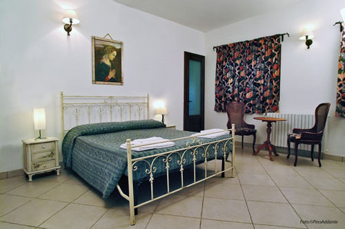 Hotel Masseria L'Ovile Ostuni Bagian luar foto